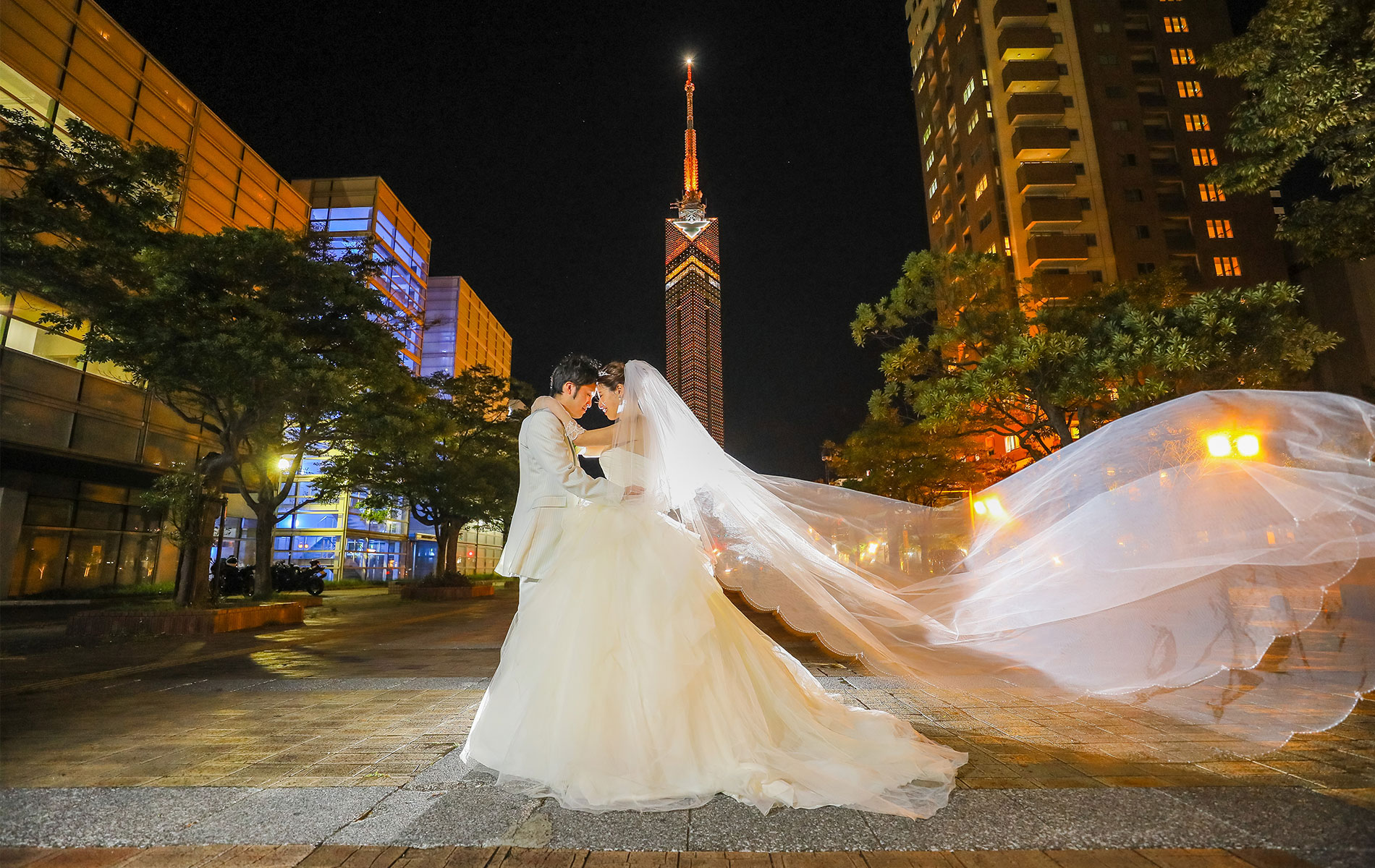 福岡タワー前撮りロケーション